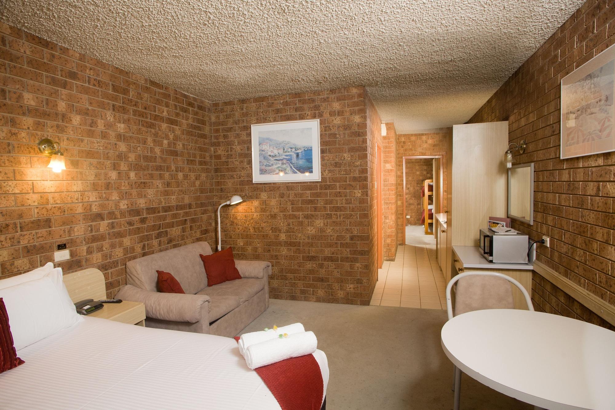 Courtyard Motor Inn Σέπαρτον Εξωτερικό φωτογραφία