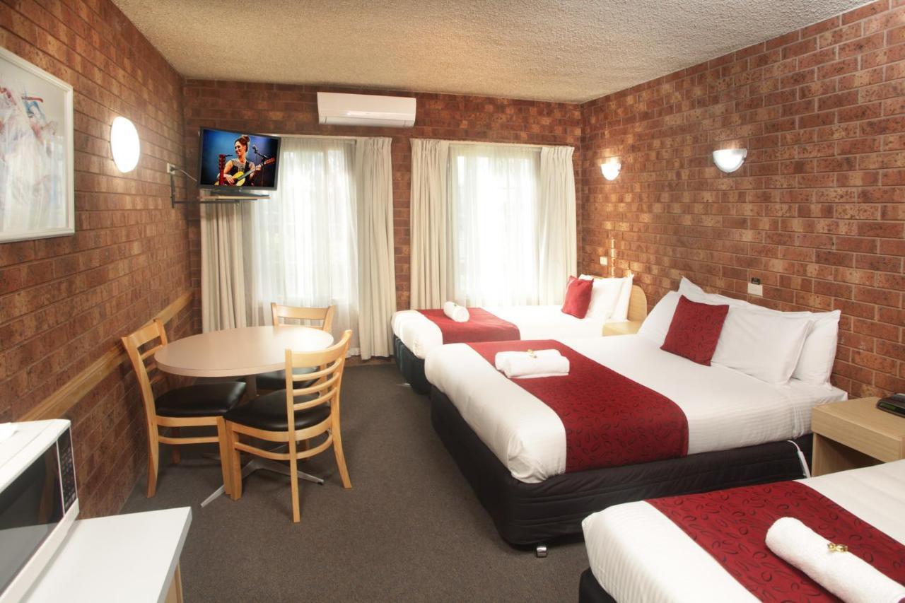 Courtyard Motor Inn Σέπαρτον Εξωτερικό φωτογραφία